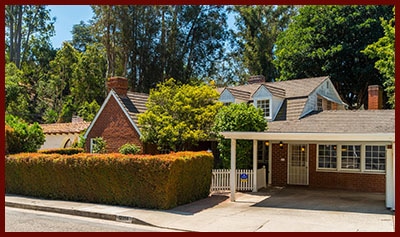 NEW TRUST ~ Charming Brentwood home